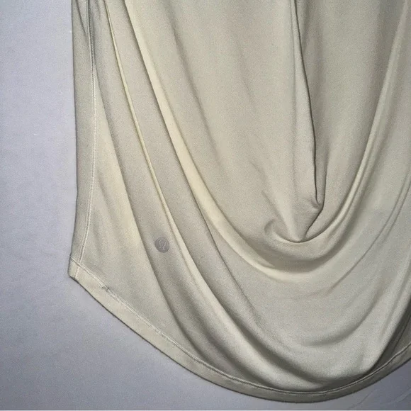Lululemon Cream Short Sleeve High Low Women's Flowy Top - Picture 7 of 7